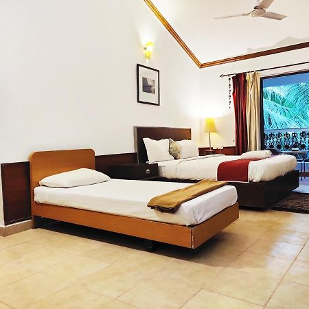 The Camelot Beach Resort - Baga كالانغيُت المظهر الخارجي الصورة