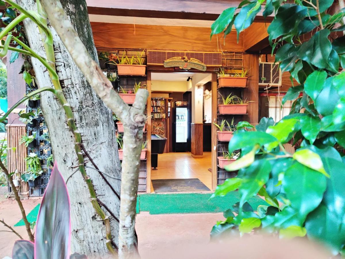 The Camelot Beach Resort - Baga كالانغيُت المظهر الخارجي الصورة