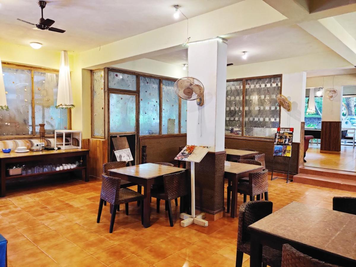 The Camelot Beach Resort - Baga كالانغيُت المظهر الخارجي الصورة