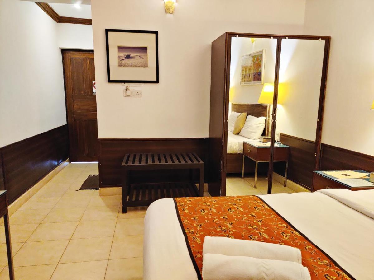 The Camelot Beach Resort - Baga كالانغيُت المظهر الخارجي الصورة