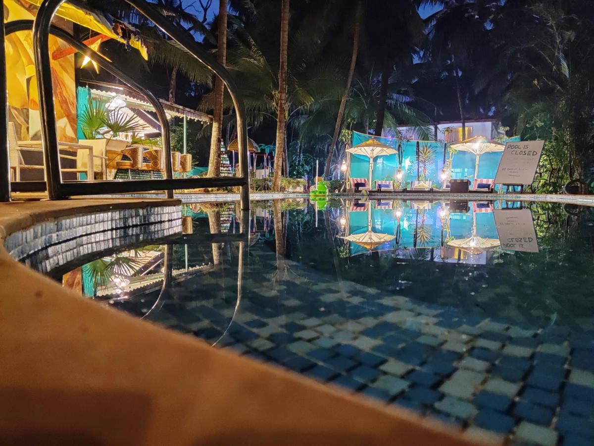 The Camelot Beach Resort - Baga كالانغيُت المظهر الخارجي الصورة