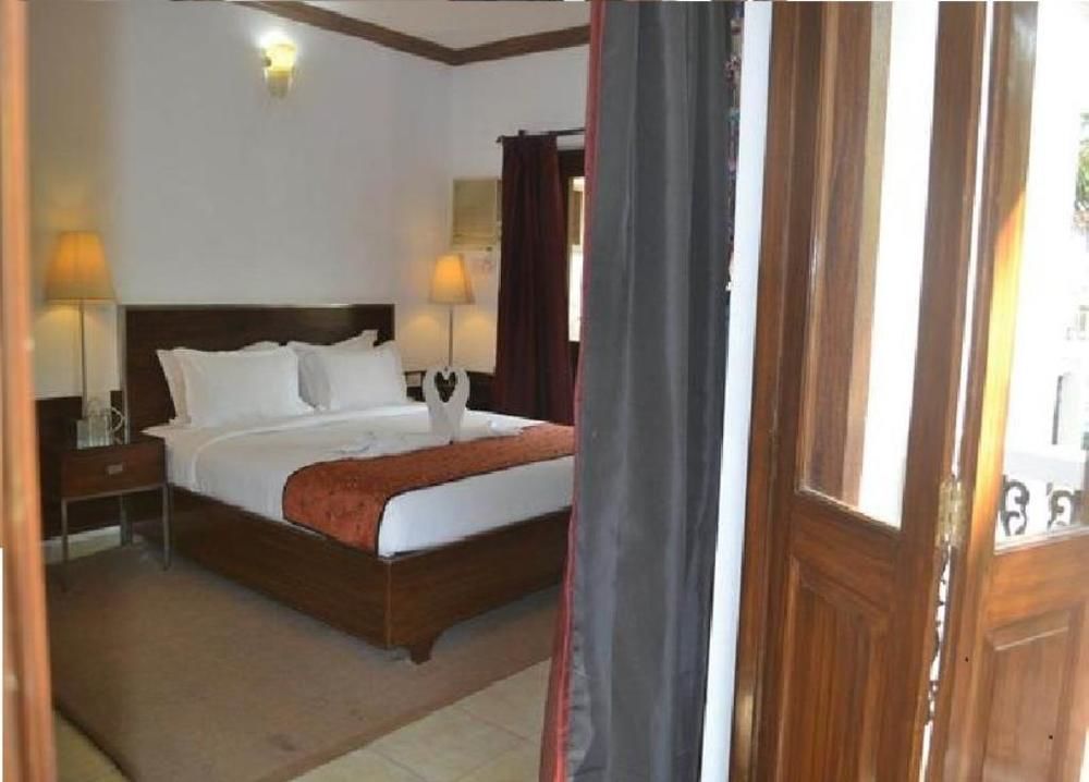 The Camelot Beach Resort - Baga كالانغيُت المظهر الخارجي الصورة